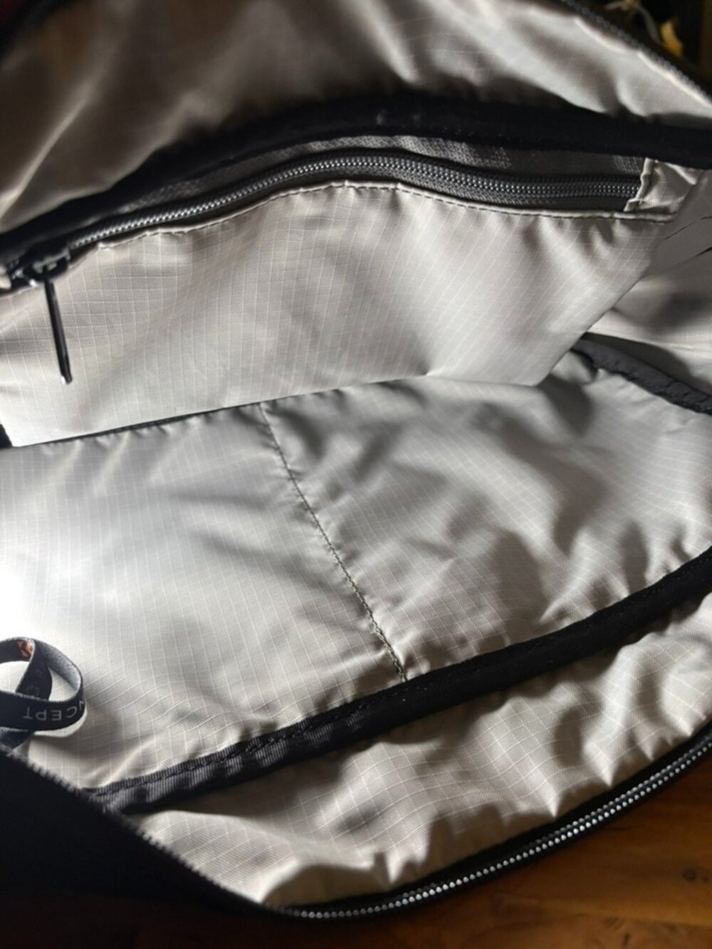 Alpha One Niner Chio messenger bag 1st gen - Picture 5 of 5